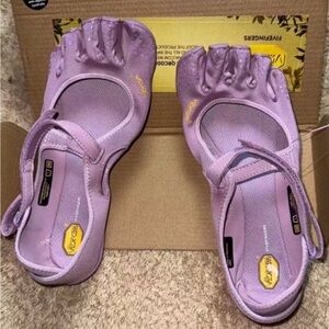 Vibram FiveFingers Lavender Toe Shoes